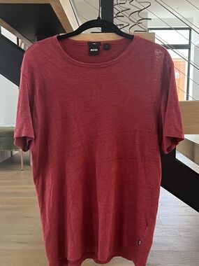 BOSS Men's Red/dark rose Crew Neck T-Shirt